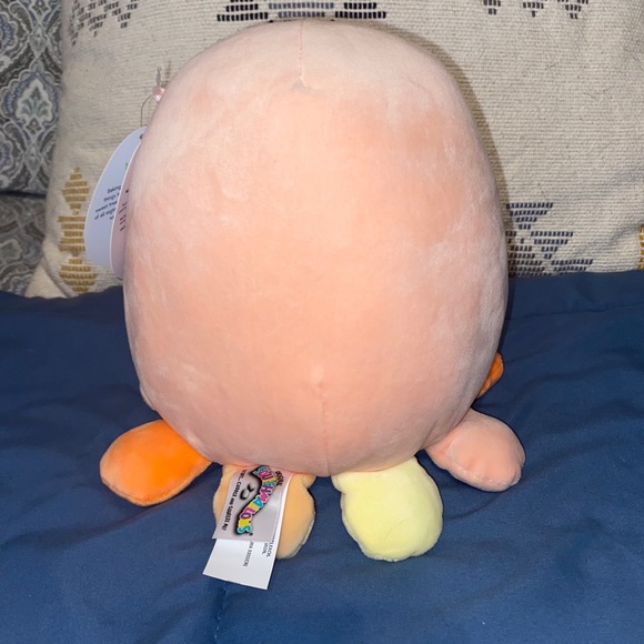 Rare find Melina Easter edition squish mallow! - Picture 2 of 5